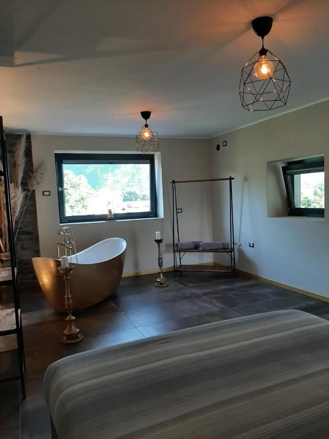 B&B Zia Vivina Sorico Exteriér fotografie