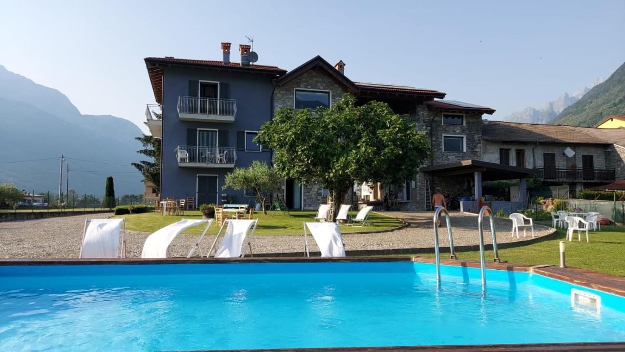 B&B Zia Vivina Sorico Exteriér fotografie